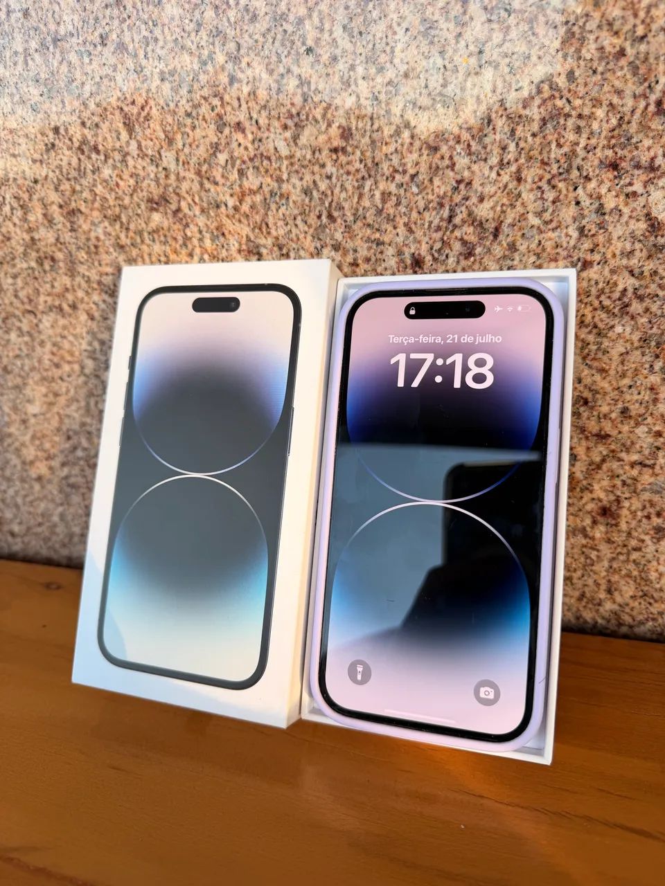 iPhone 14 Pro - 256GB (com caixa e cabo)