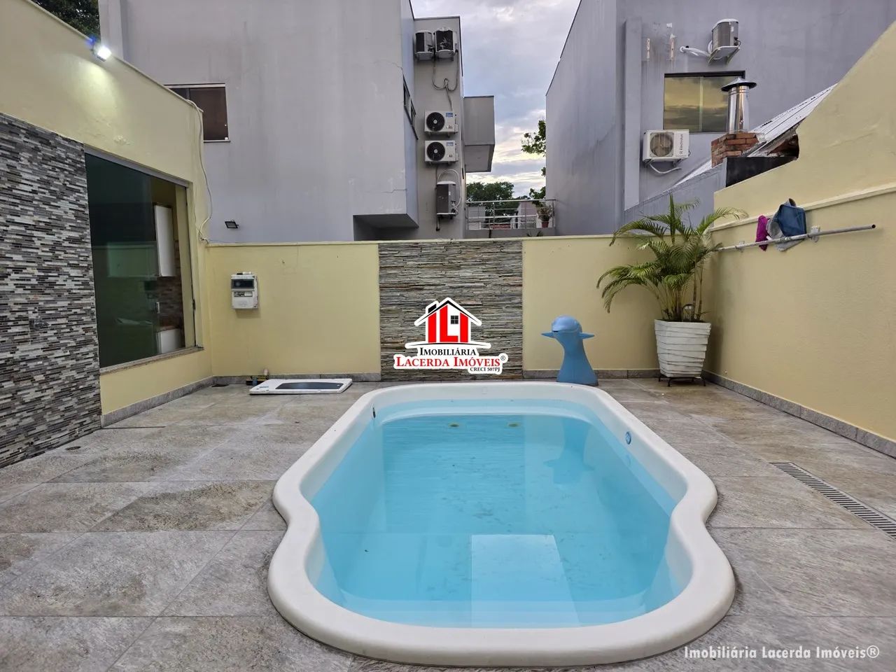 Residencial Forest Hill, Duplex com 4 quartos sendo 3 suítes, Lazer com piscina e edícula - Foto 5