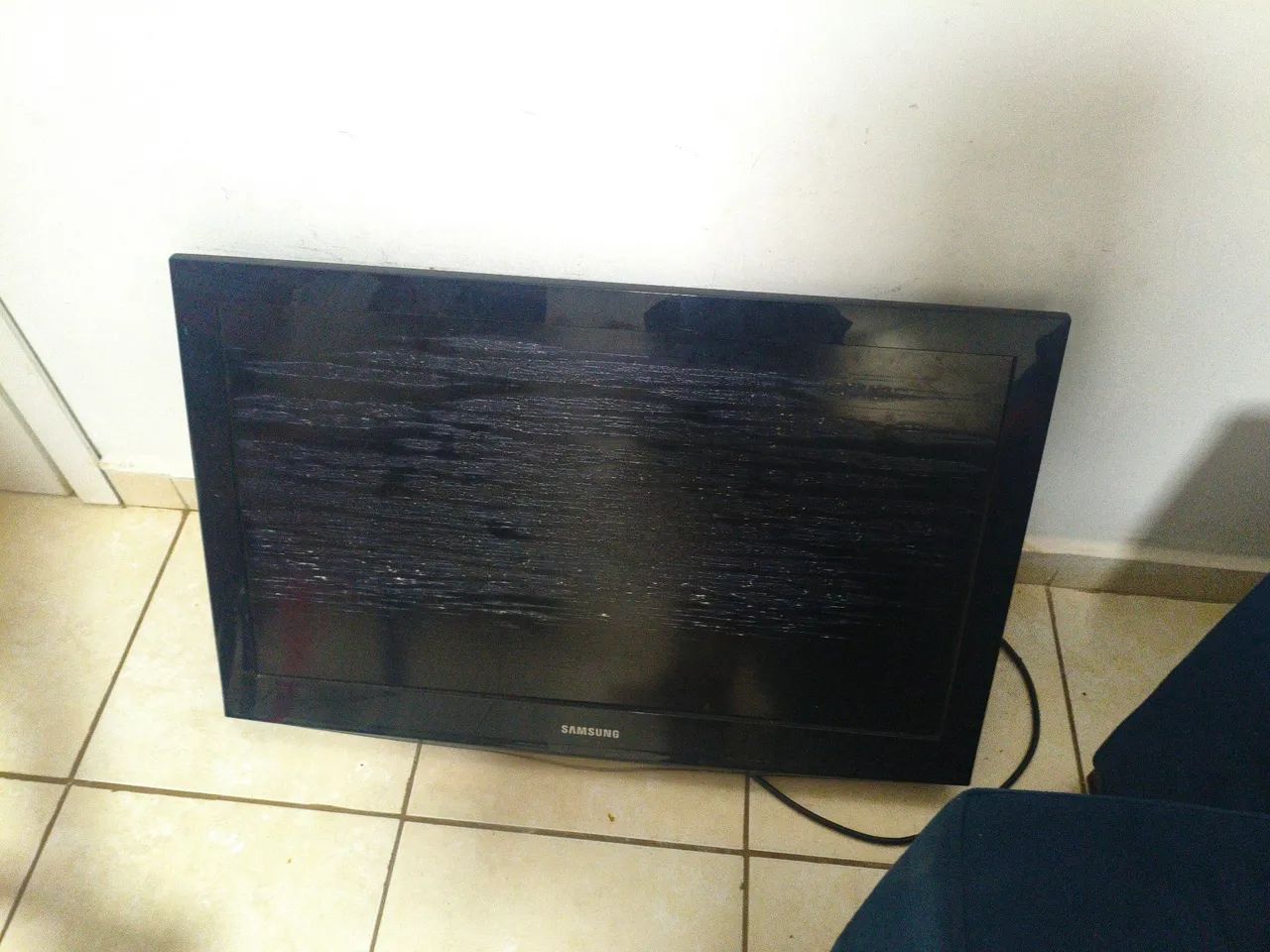 TV 32 polegadas Samsung  - Foto 2