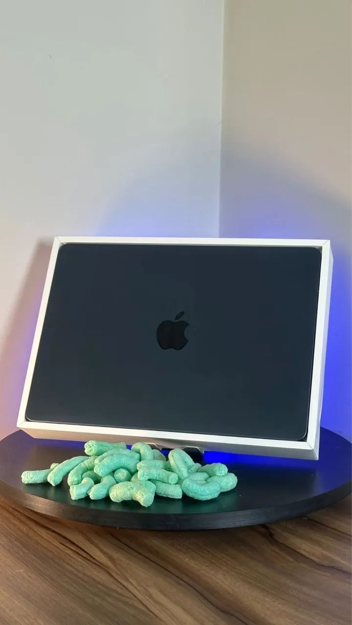 MacBook Air M4 16GB RAM 256GB SSD 13 Polegadas Midnight MacBook Air M4 16GB RAM 256GB SSD 13 Polegadas Midnight