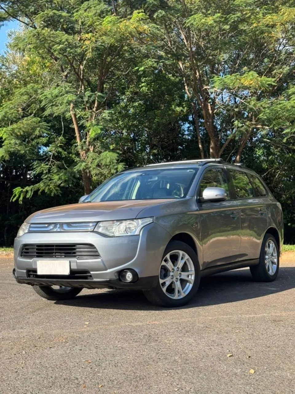 Mitsubishi Outlander 2014