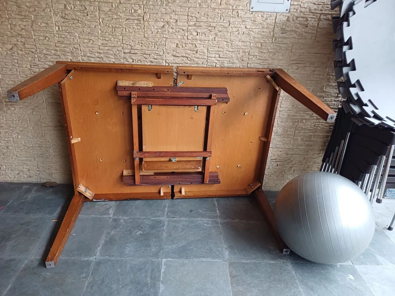 Mesa de madeira extensível