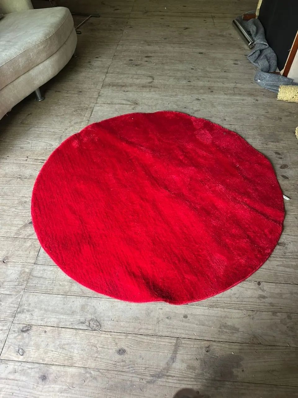 TAPETE VERMELHO REDONDO