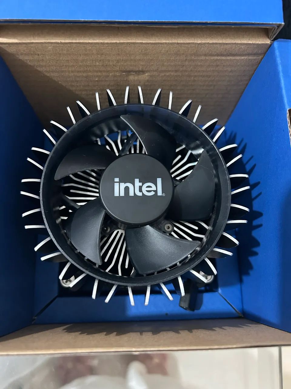 Cooler Box Intel LGA 1700 - Original Novo