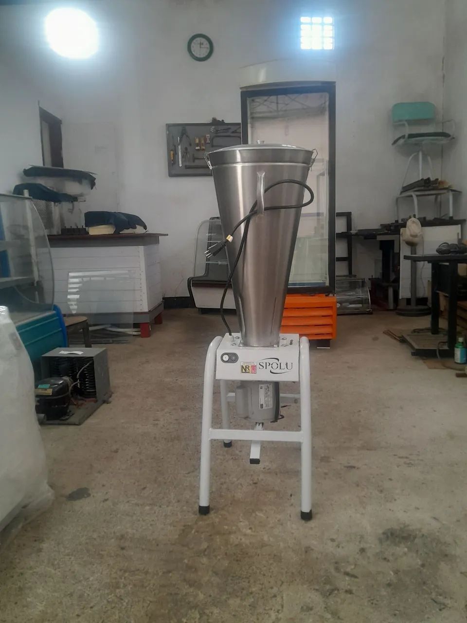 LIQUIDIFICADOR IND. 25 LITROS 