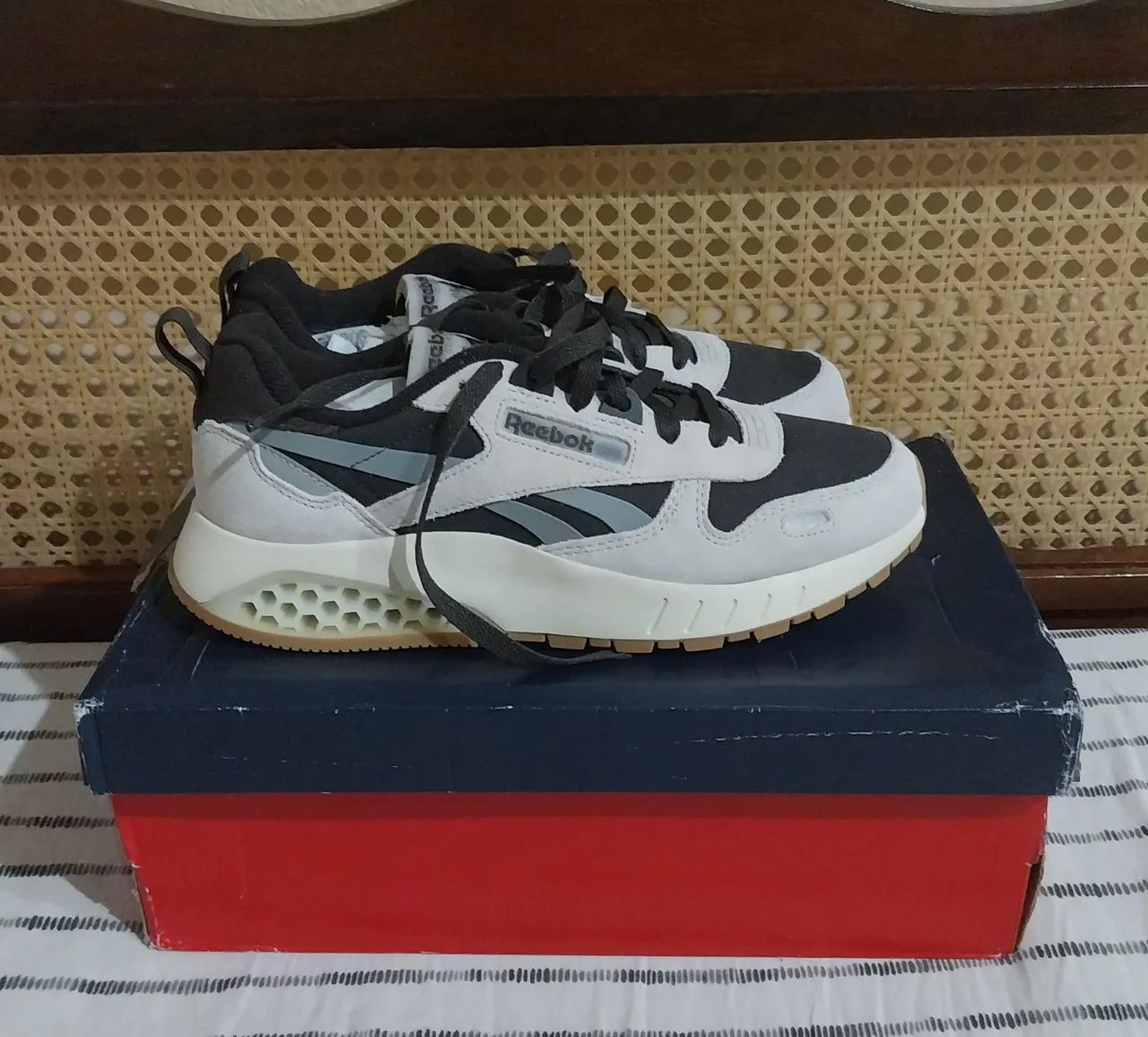 Tênis Rebook Classic Leather 39