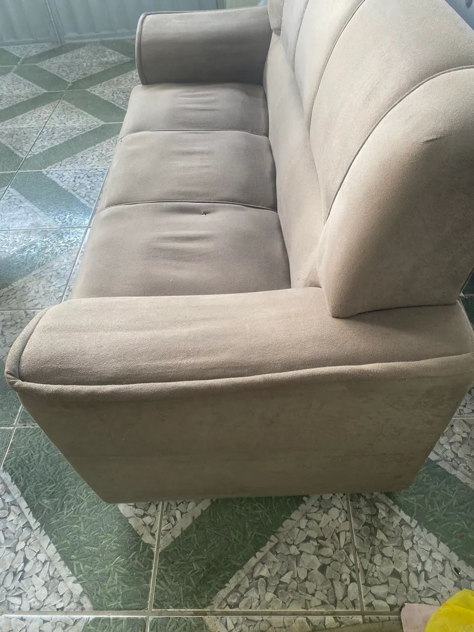 Sofá 3 lugares - Foto 3