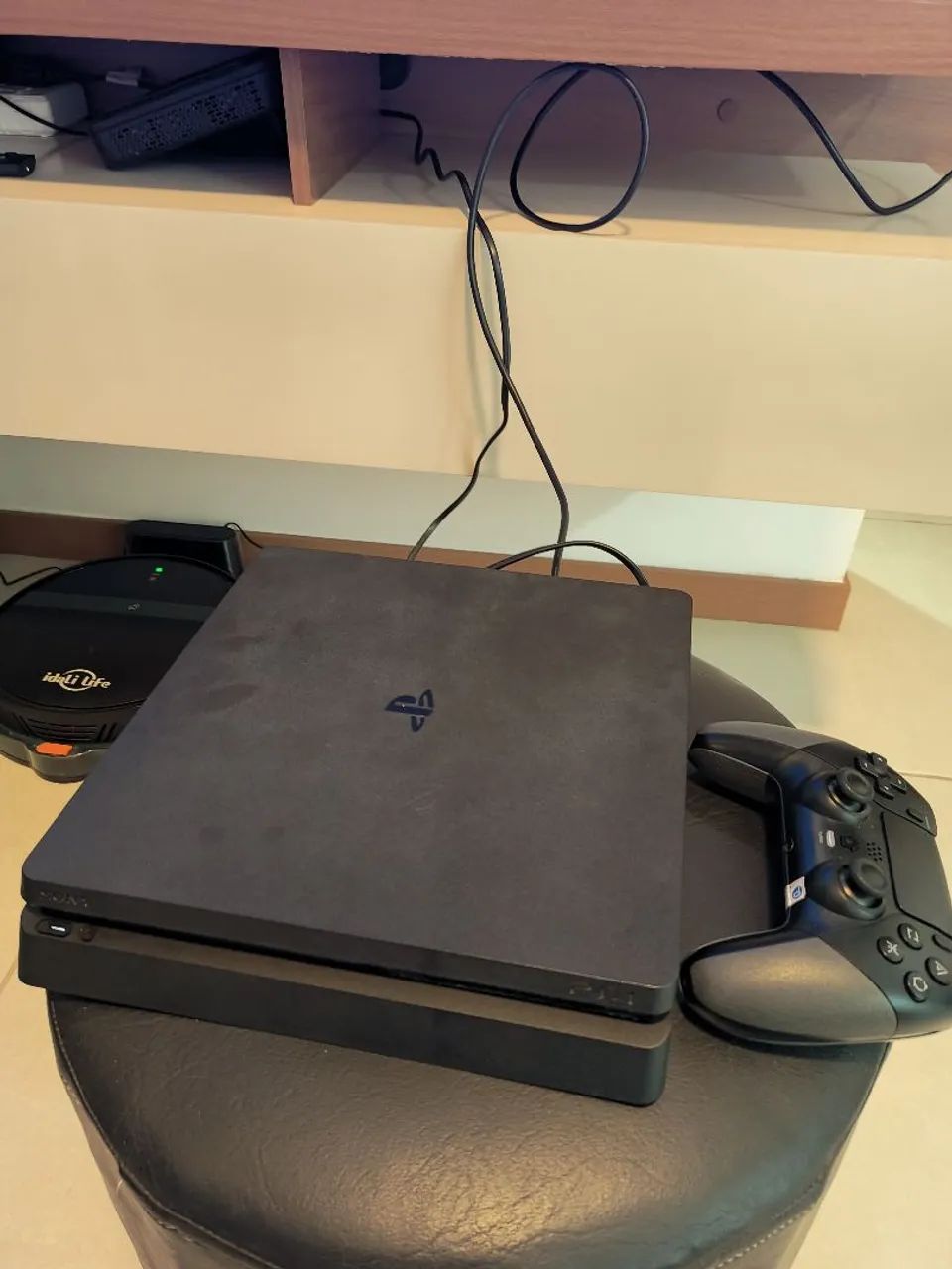 PS4 Slim digital 