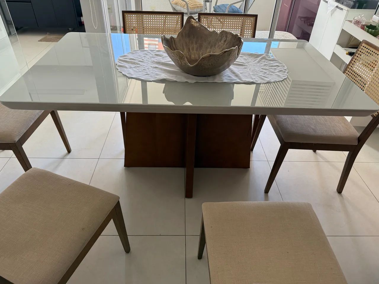 Mesa de jantar 6 lugares 