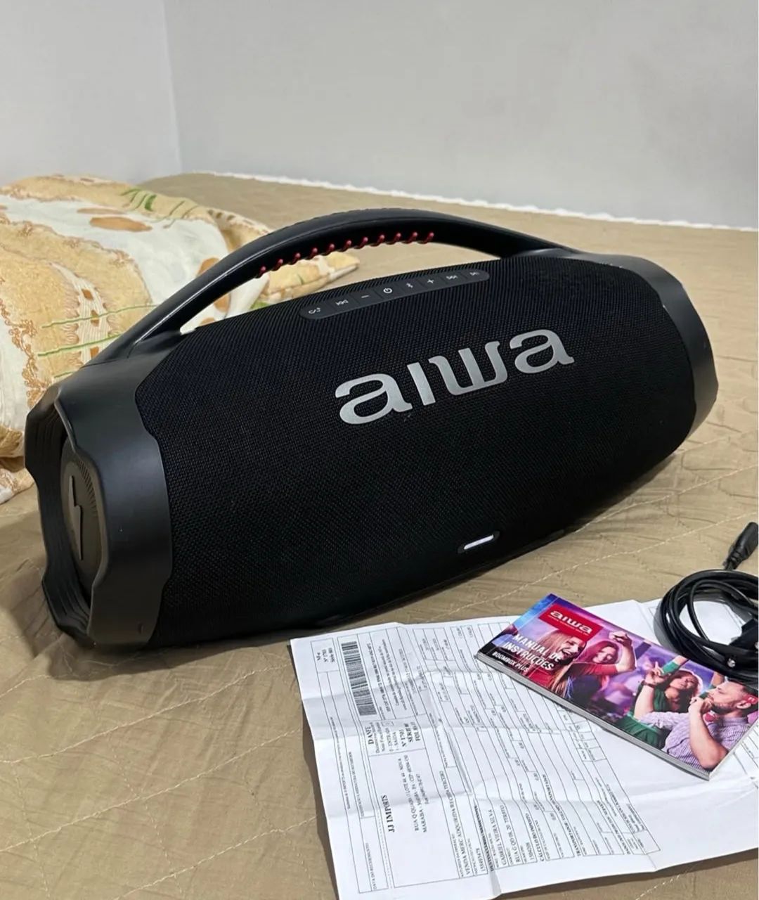 Caixa de som Aiwa 