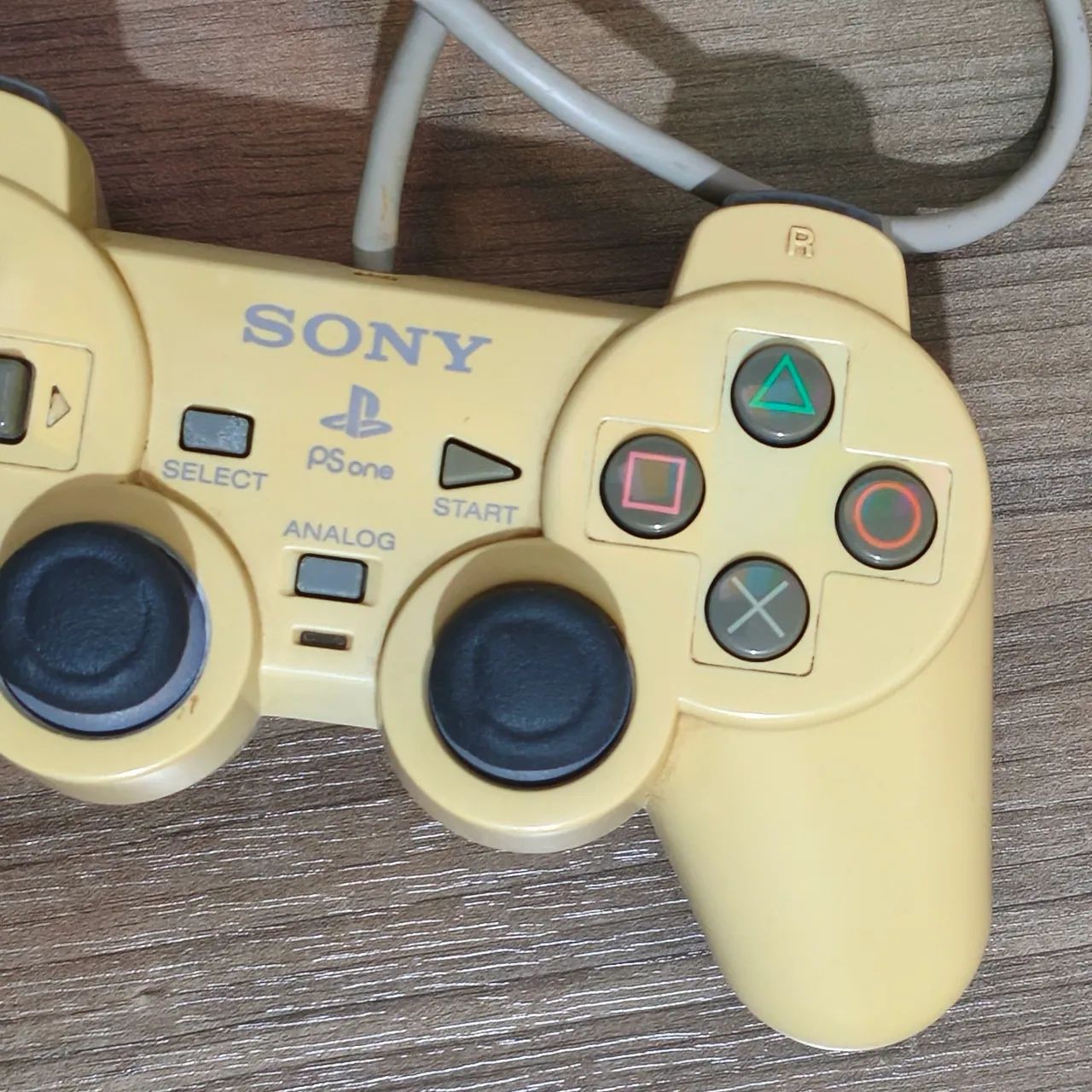 Controle Original Sony DualShock para PS1/PSone Funcionando - Foto 3