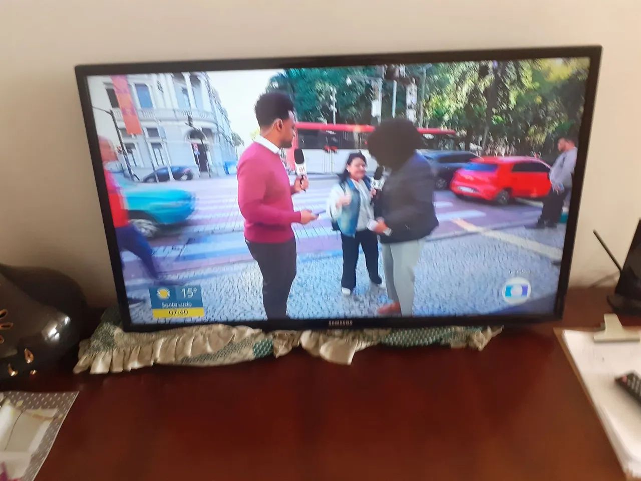 tv samsung funcinando perfeitamente,  barato.