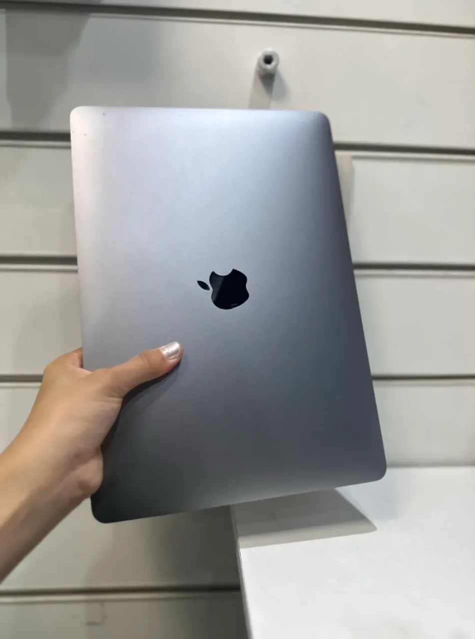 一部不具合 MacBook Pro 2020 13インチ i5 16G 512G MacBook Pro 2020（M1チップ）13インチ 16GB 512GBの特徴 | カメラ