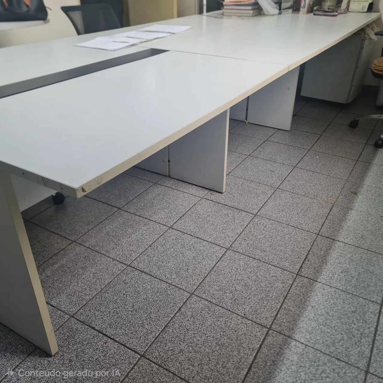 Mesa de escritório com 6 baias  - Foto 2