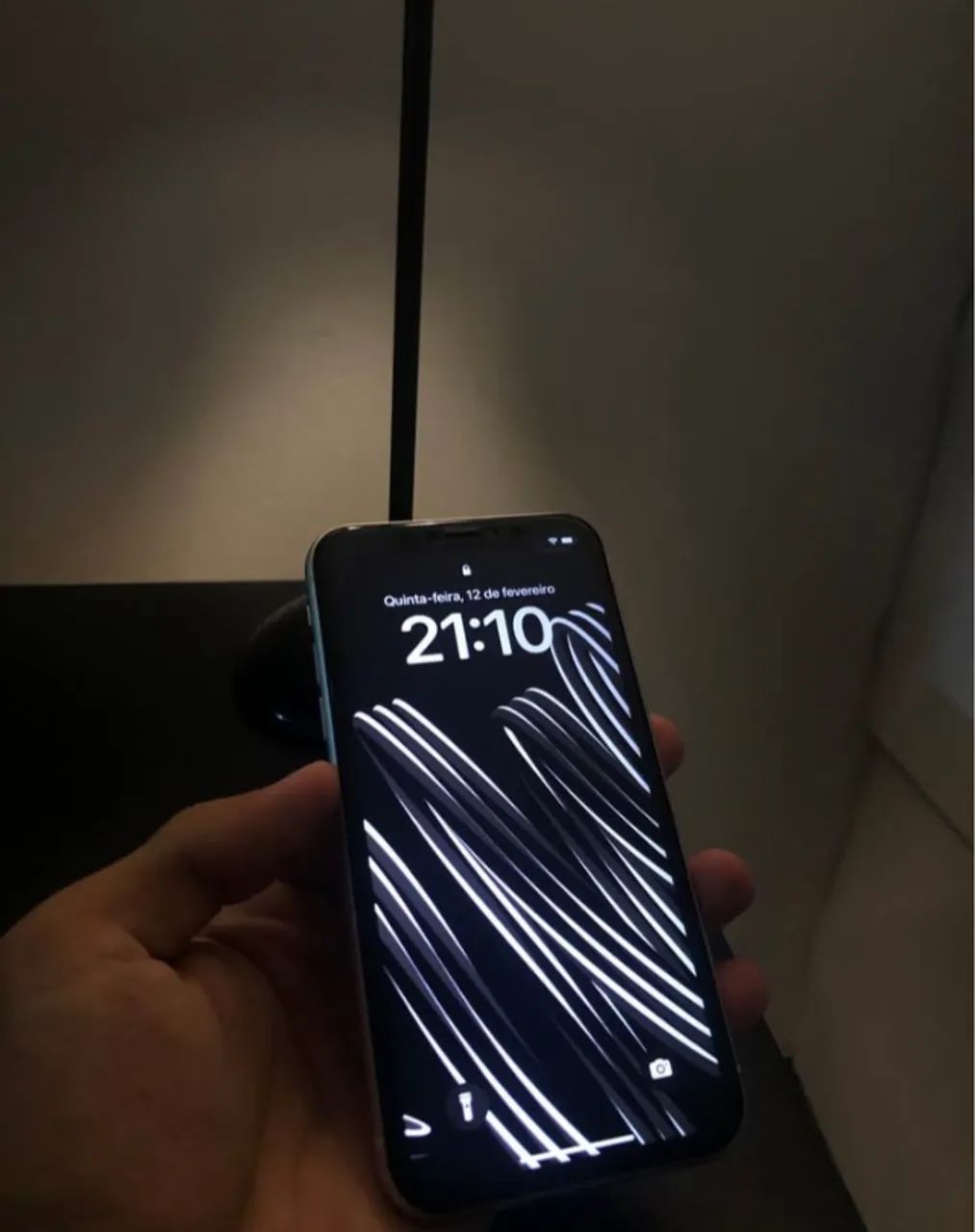 Apple iPhone 11 branco top