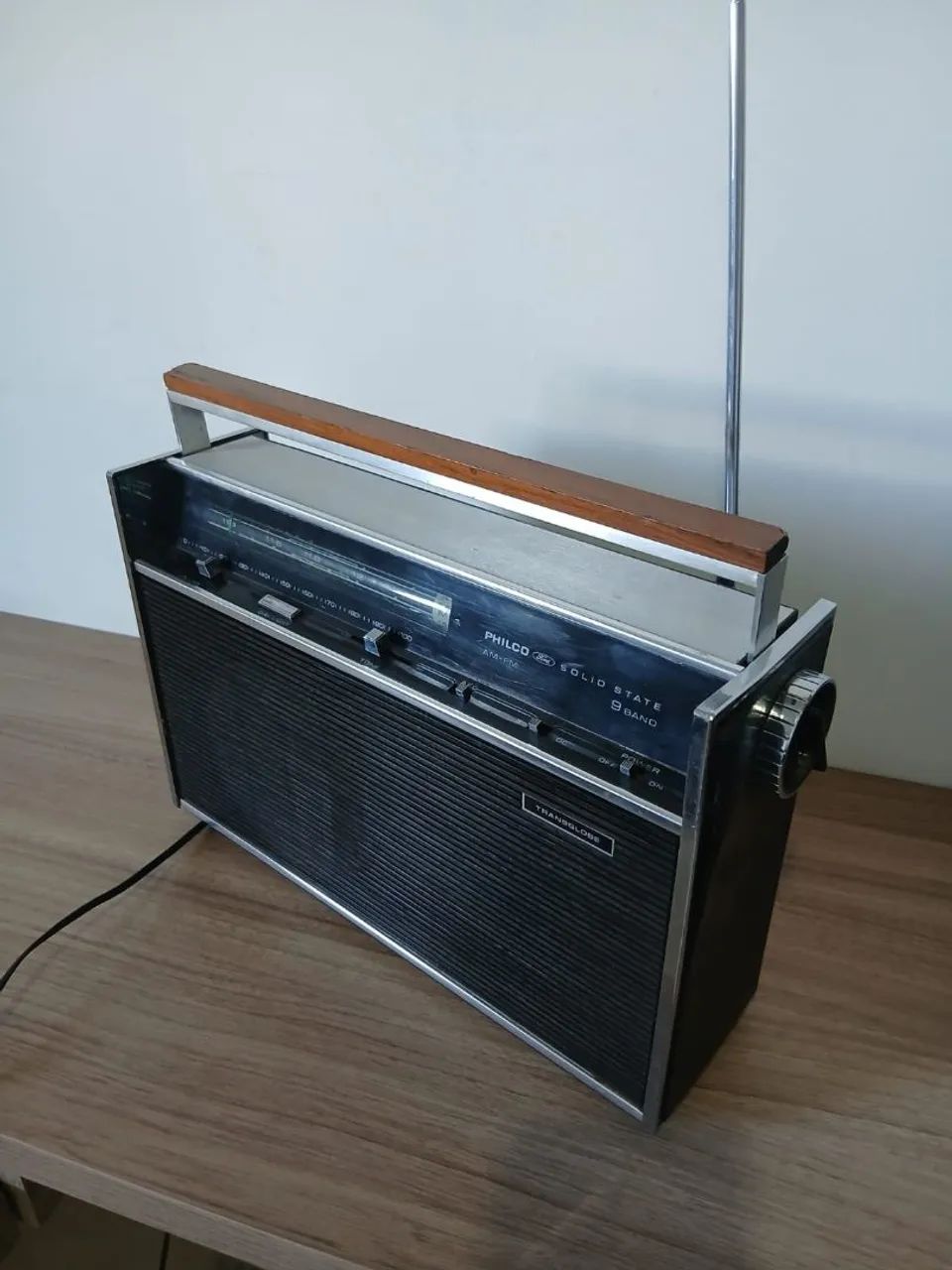 Rádio antigo Philco Transglobe - Foto 2