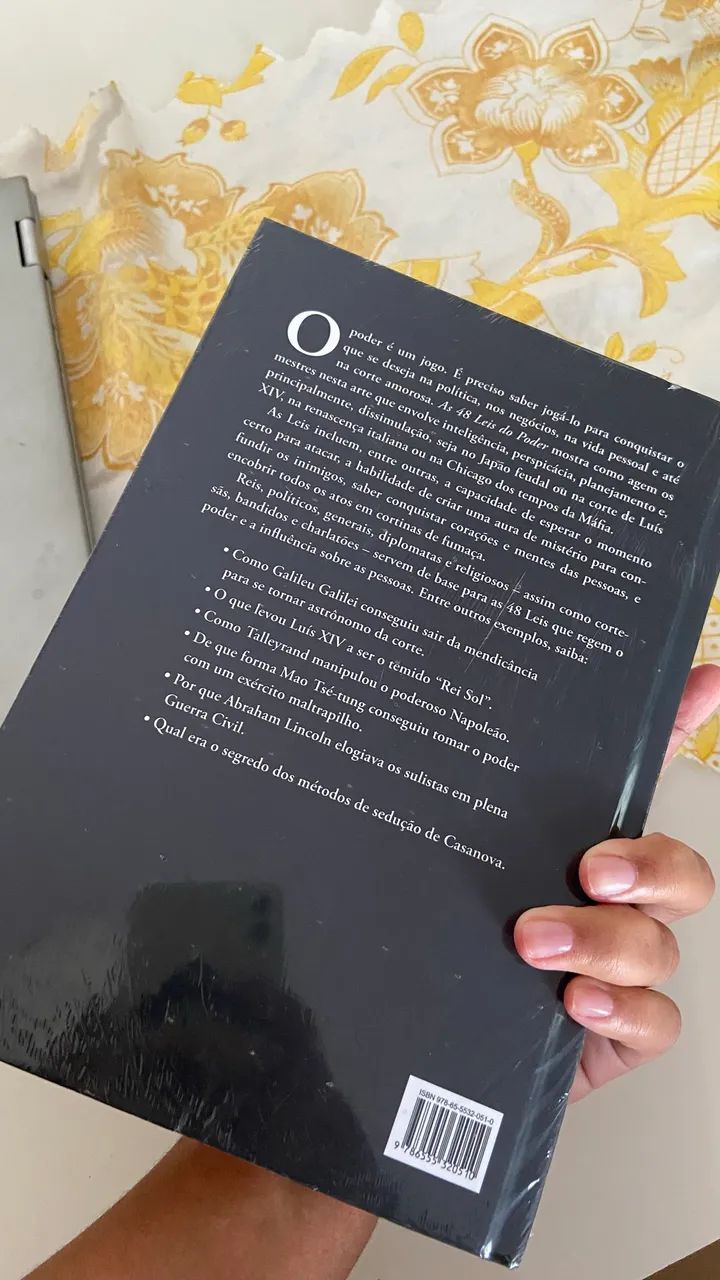 Livro as 48 leis do poder  - Foto 2