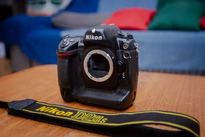 nikon D2hs an002 - Foto 4