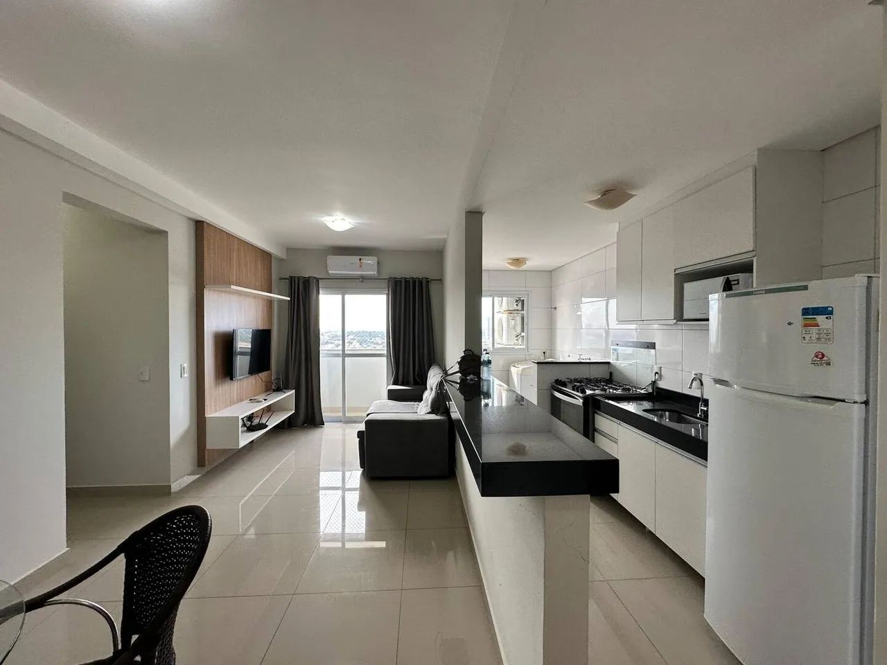 Apartamento mobiliado com 2 quartos no Edificio Atlantico