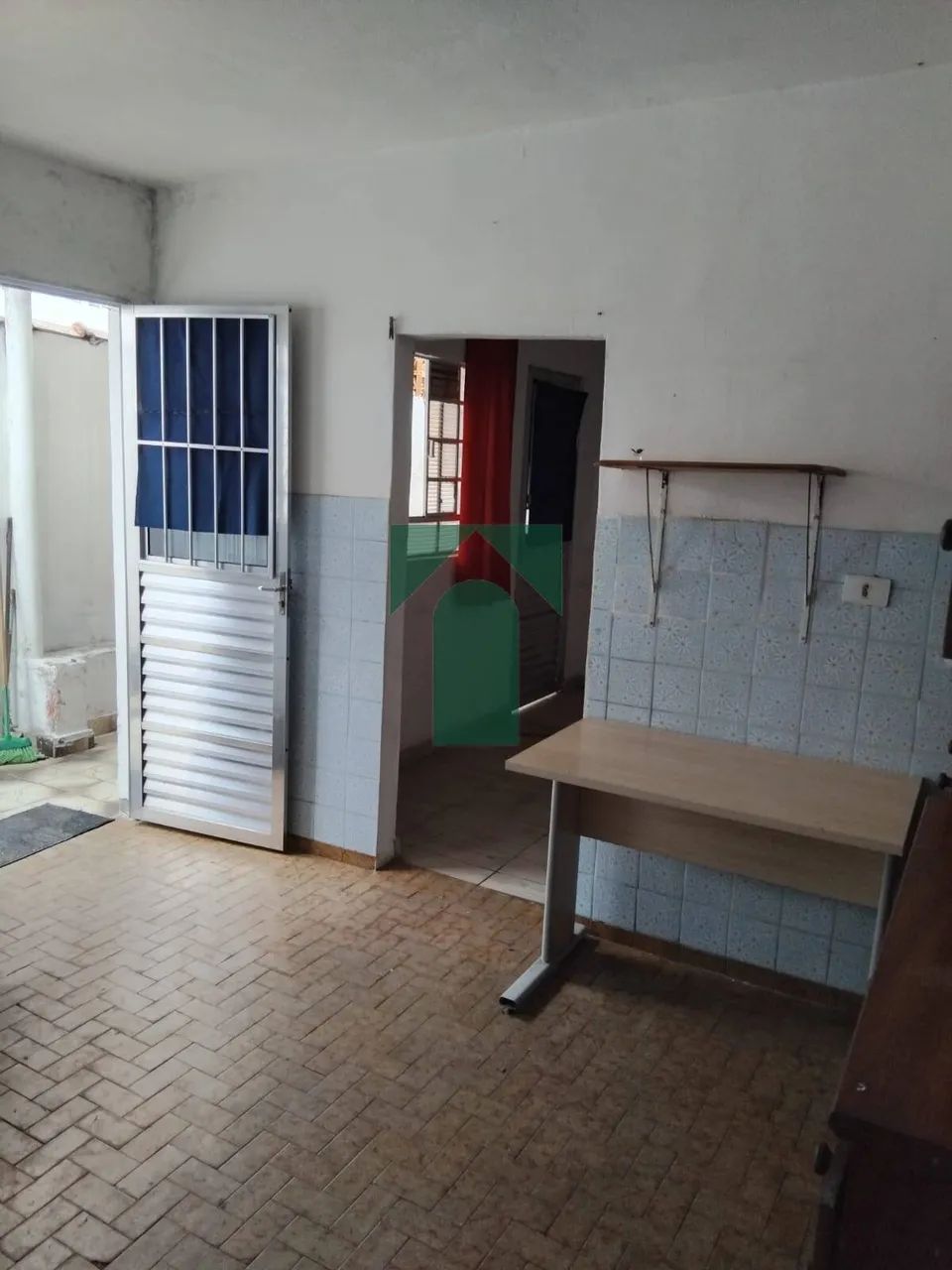 Casa térrea à venda com 125m² 3 quartos e 2 vagas (Vila Suíça)