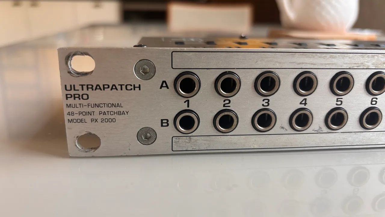Patchbay Behringer ultrapatch Pro PX 2000 - Foto 4
