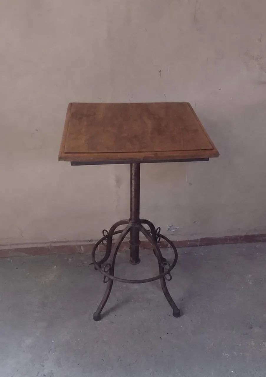 Mesa troco por violão 