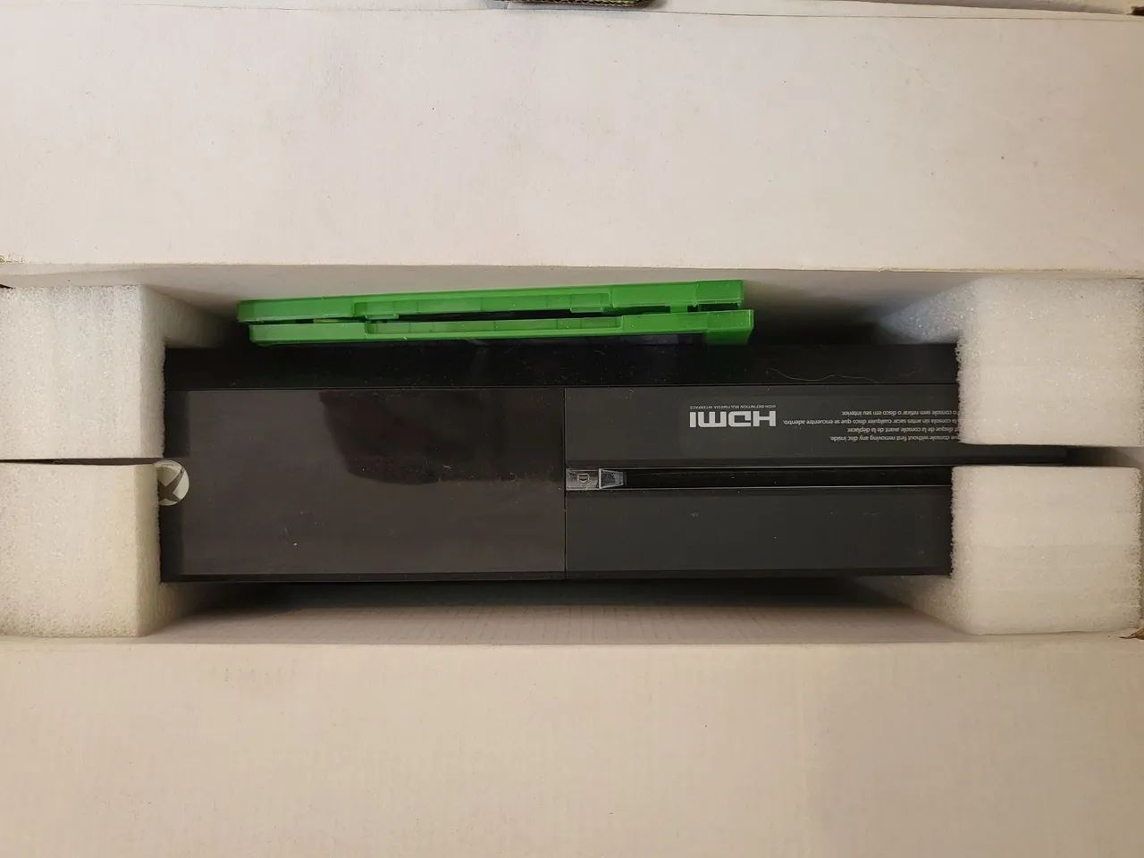 Xbox One Fat 1T  - Foto 2