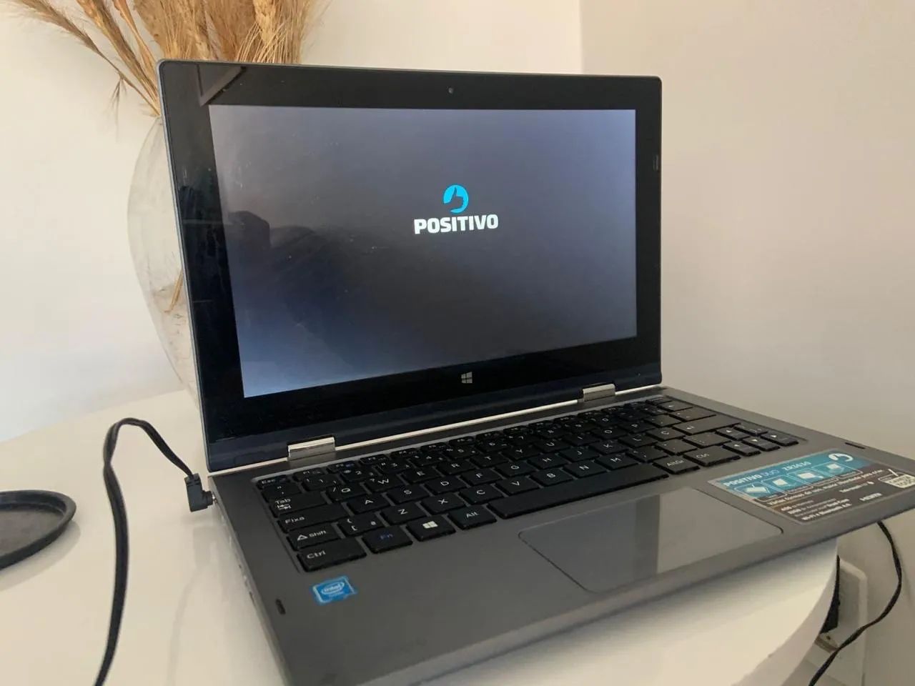 Notebook/Tablet Positivo 