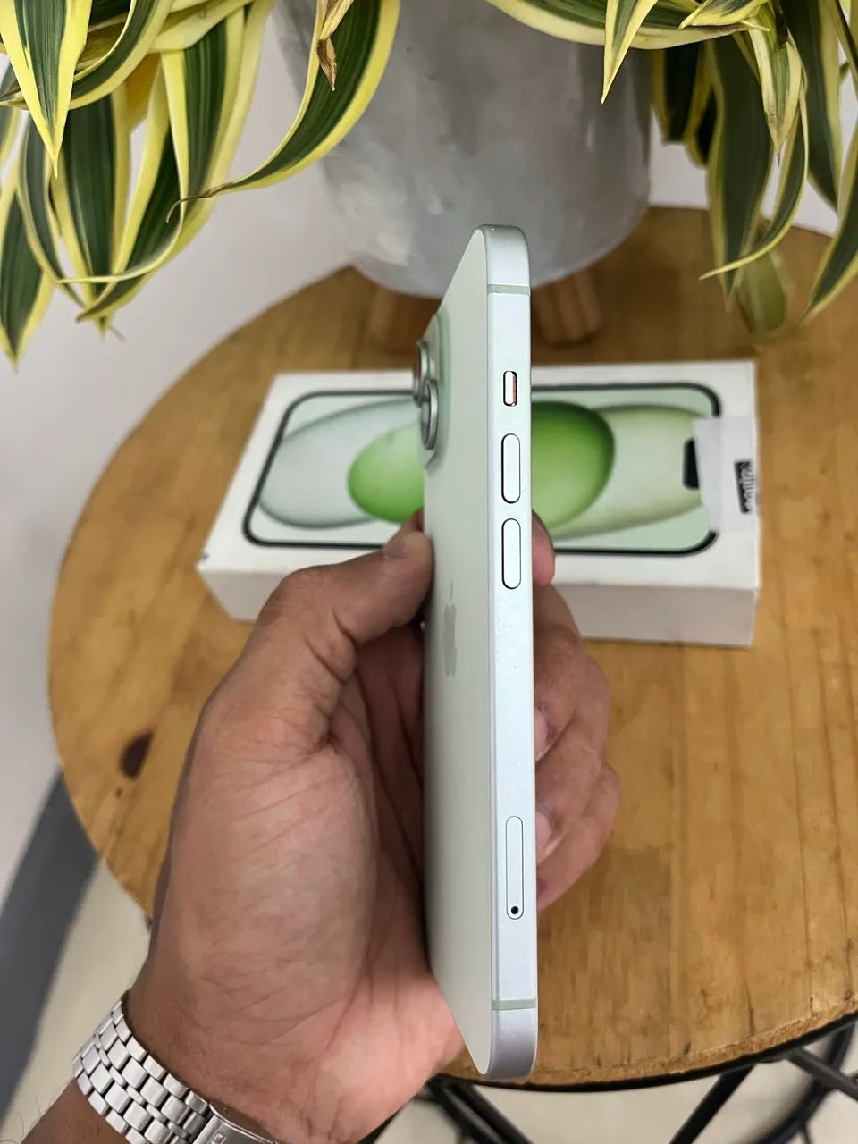IPHONE 15 256GB (Green) - Foto 2