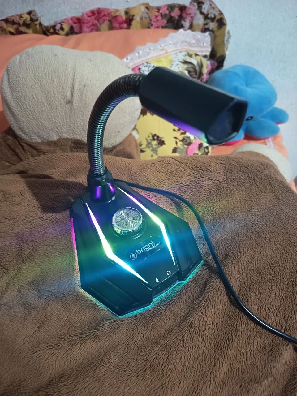 Microfone gamer de mesa ajustável  - Foto 3