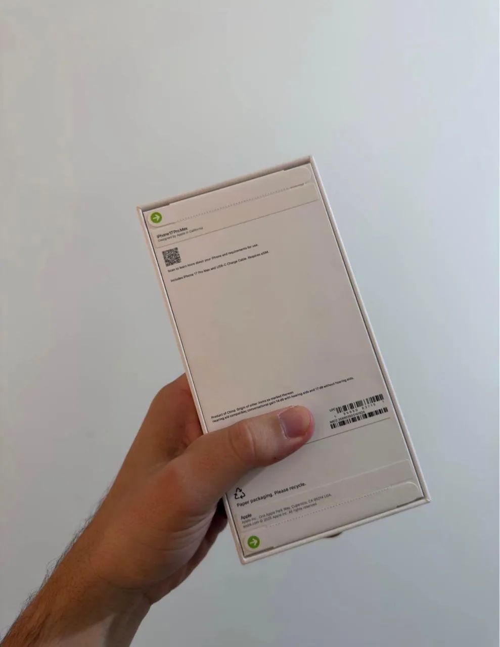 iPhone 17 Pro Max 256GB Prata - Foto 2