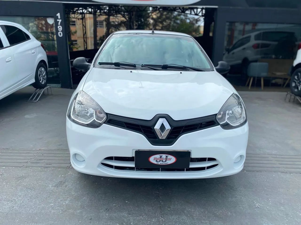 Renault Clio Expression Hi-flex 1.0 16V 3P 2014 - Foto 2
