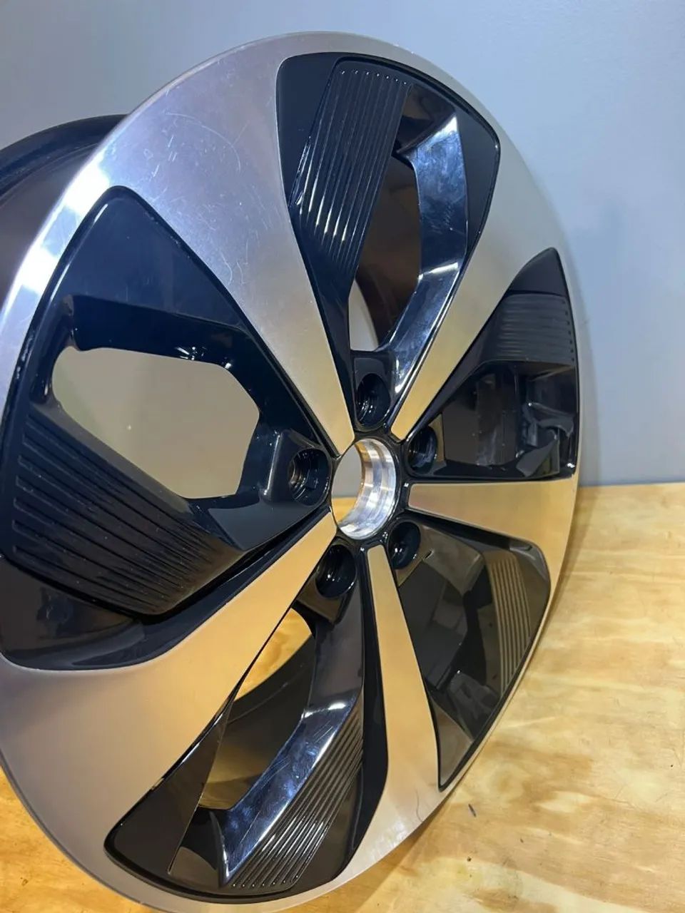 roda aro19 BYD SONPLUS 2023 2024 2025 - Foto 6