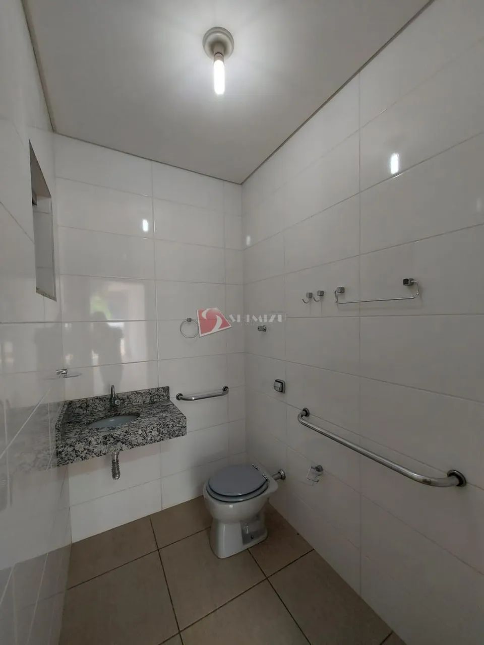Salão para alugar em Maringá, Parque das Laranjeiras, com 37 m² - Foto 4