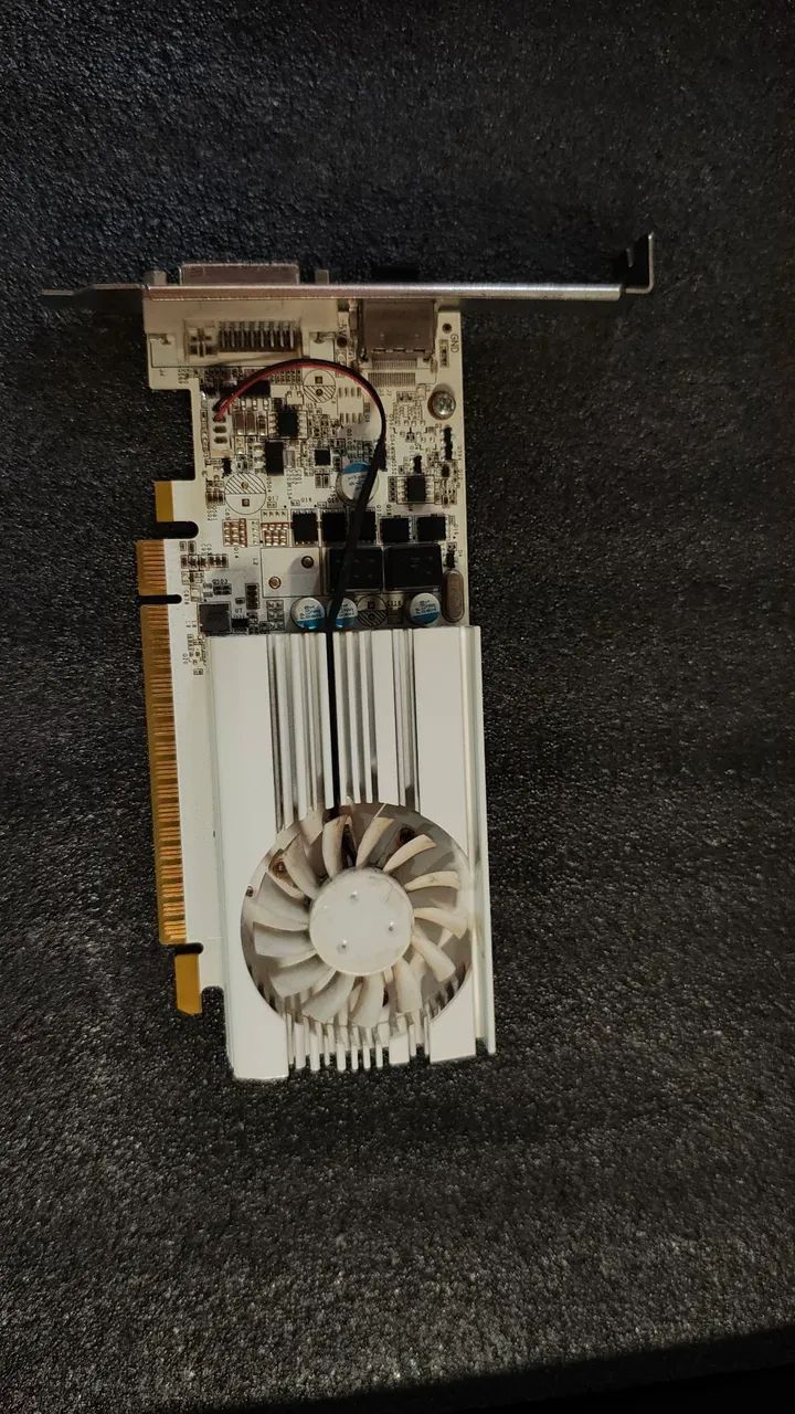 Placa de Vídeo NVidia GT1030 2GB DDR5 Galax