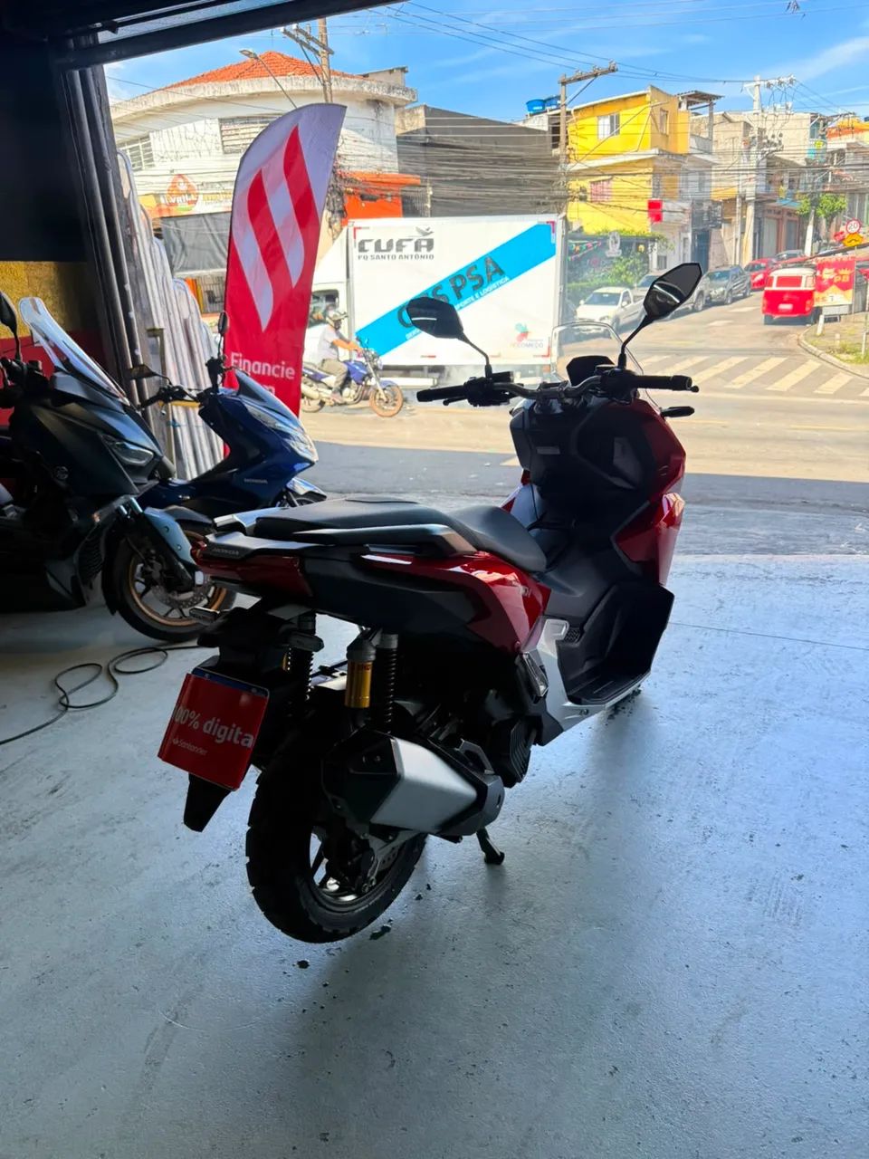HONDA ADV 160  - Foto 4