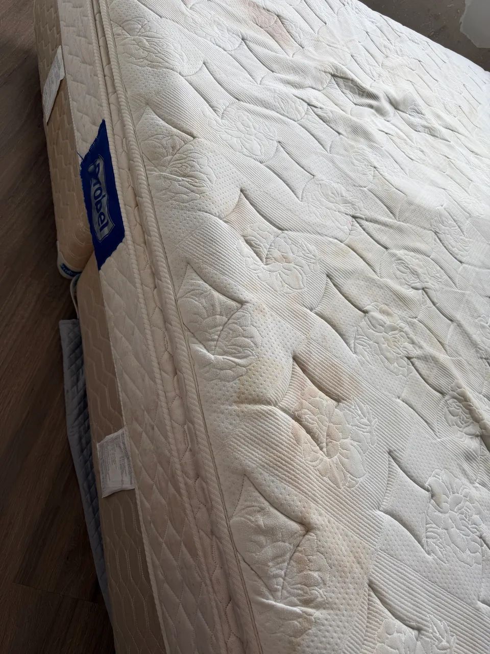 Cama king size 2m x 1,90