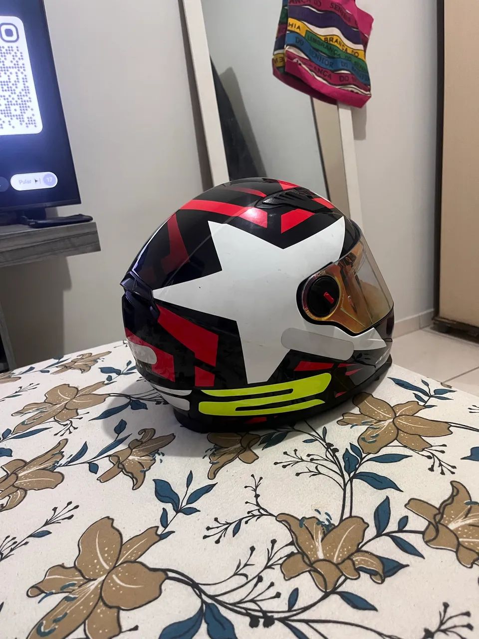Capacete - Foto 2