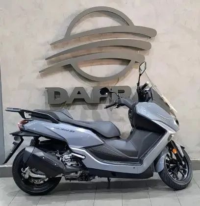 DAFRA MAXSYM 400 GT
