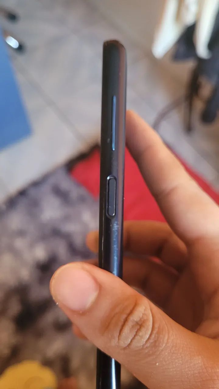Vendo m12 com caixa - Foto 2
