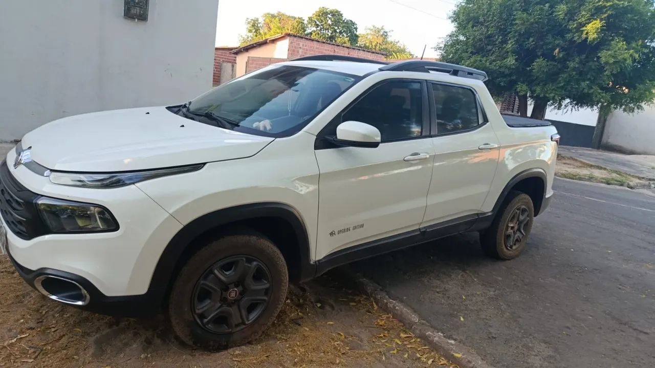 Fiat Toro Toro Opening Edition 1.8 16V Flex Aut. 2017