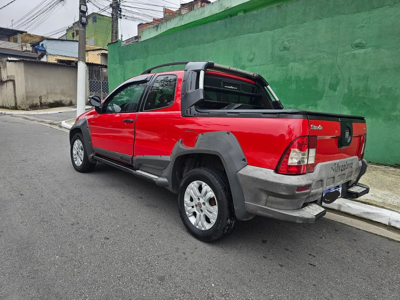 Fiat Strada Adventure1.8/ 1.8 Locker Flex CD 2012 - Foto 2