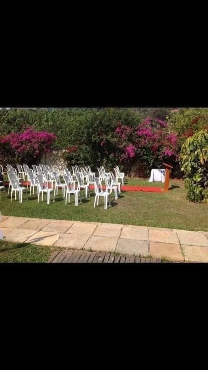 Aluga se Amplo Espaço  - Foto 2