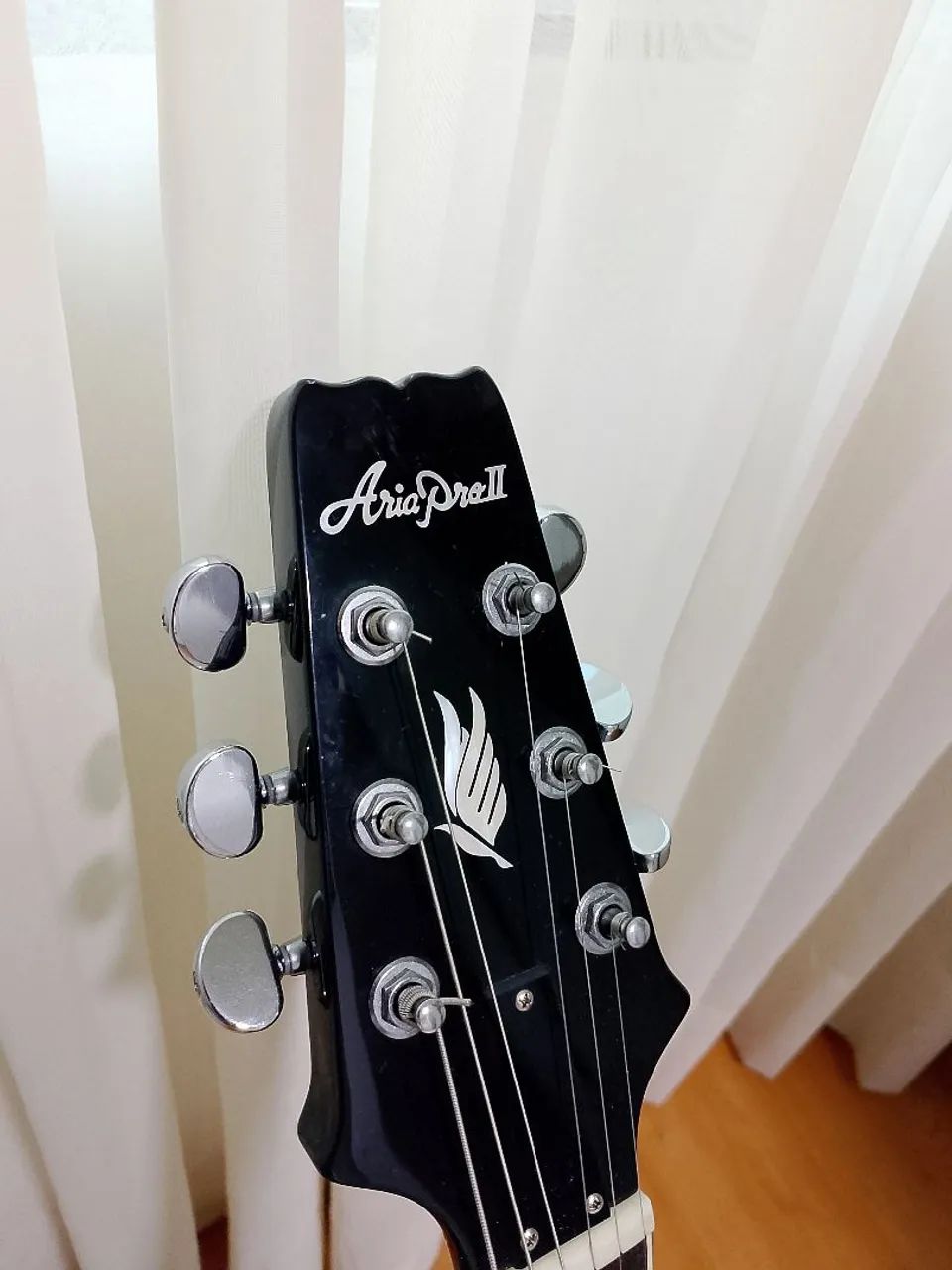 Guitarra Aria Pro II  - Foto 3