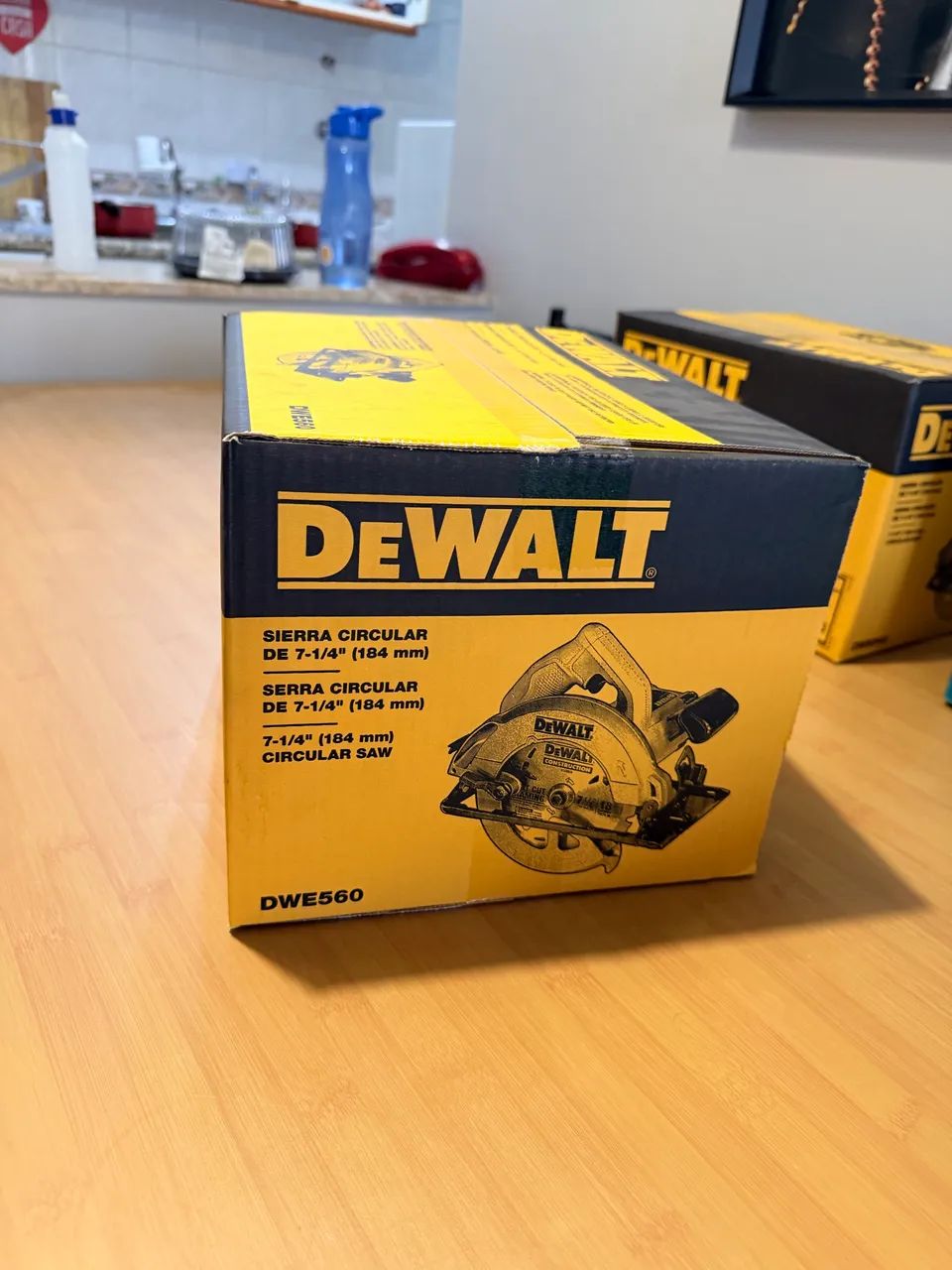 Serra circular dewalt 220w - Foto 3