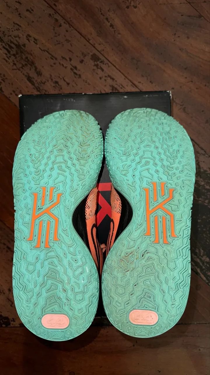 Nike Kyrie 6 ?Play for the future? - Foto 5