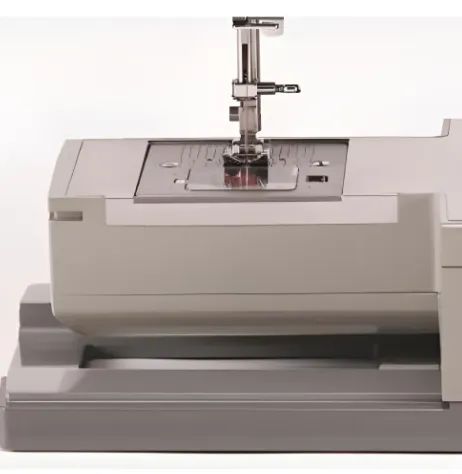 Máquina de costura reta Singer Facilita Pro 4423 portátil - Foto 3