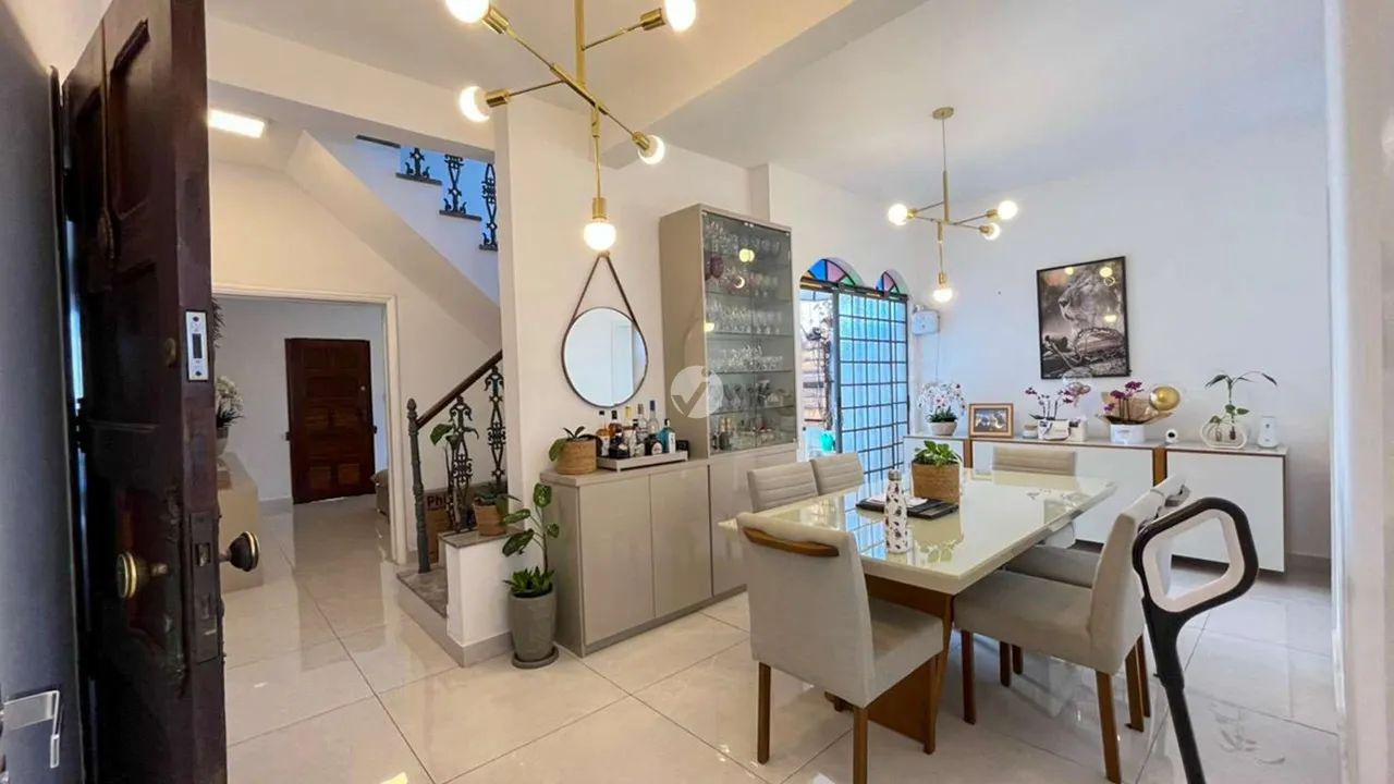 Imóvel, 6 quartos, 3 suites, 3 vagas