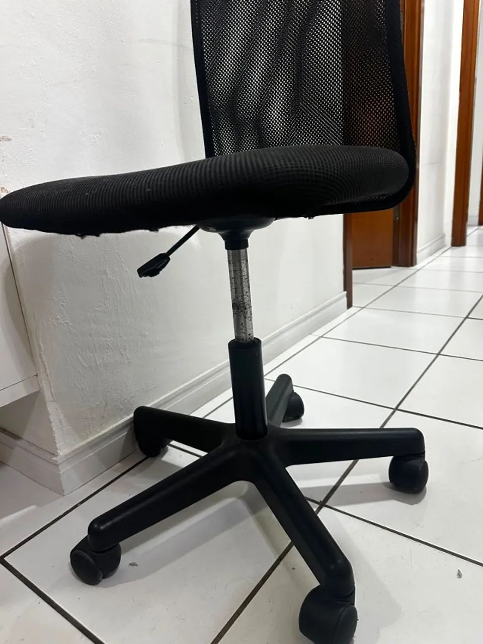Cadeira com ajuste - Foto 2