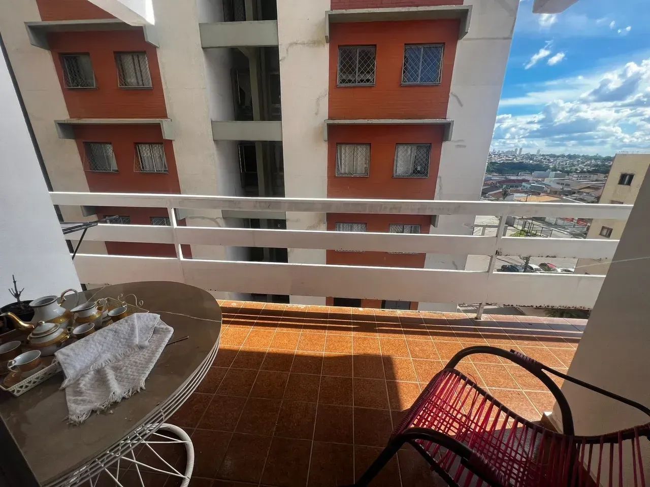 Alugo Apartamento de 1 quarto MOBILIADO e com varanda - Foto 4